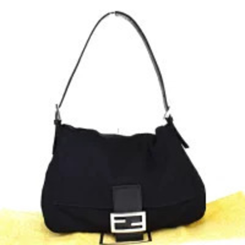Fendi Mamma Bucket Shoulder Bag Black Leather